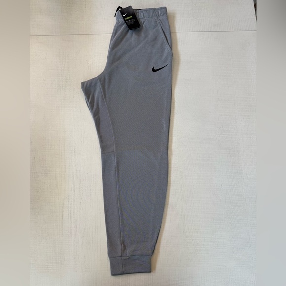 Nike Charcoal Athletic Pants - Picture 1 of 2